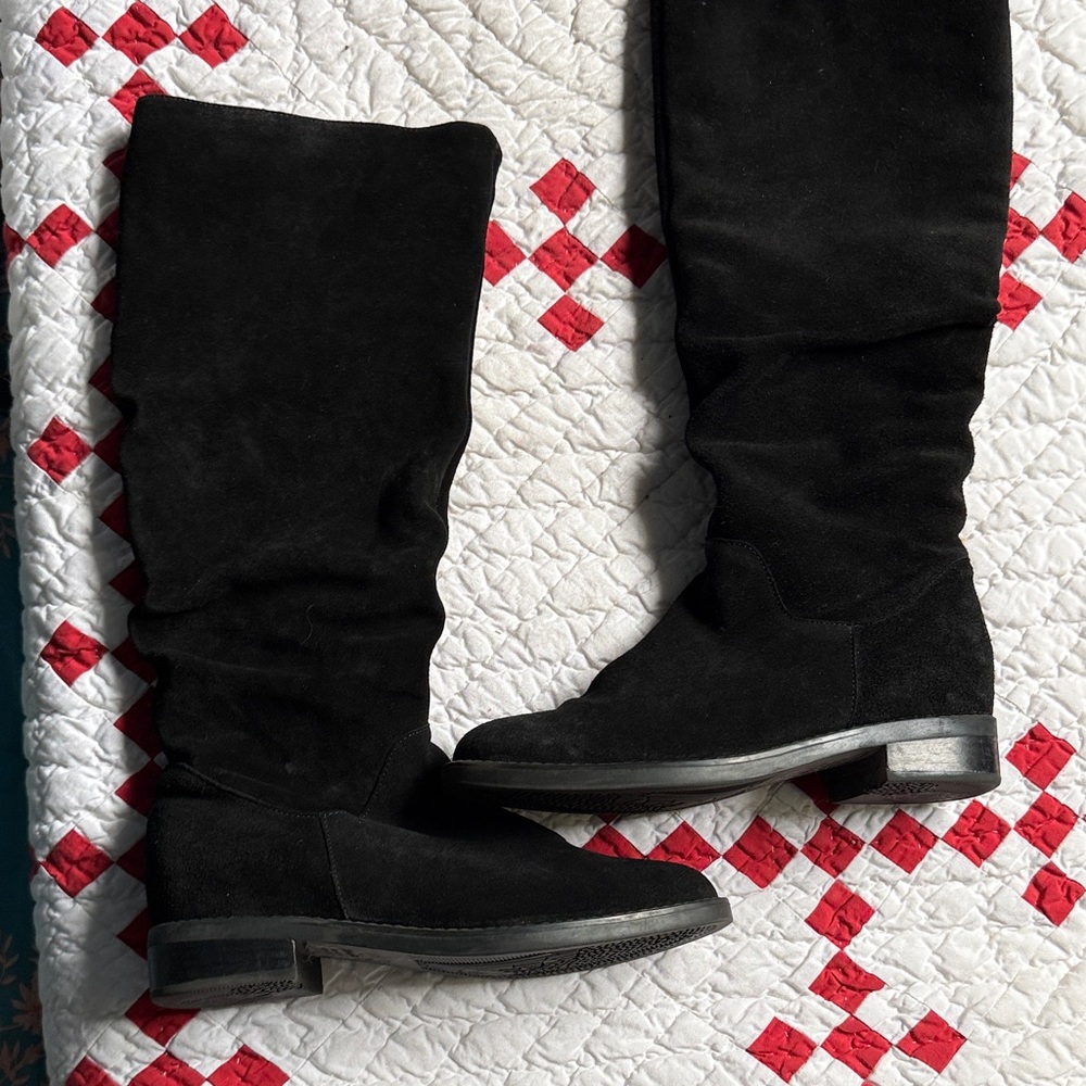 Elegant Black Suede Knee-High Boots by Blondo